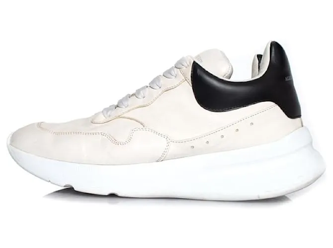 Alexander McQueen, zapatillas color crema 