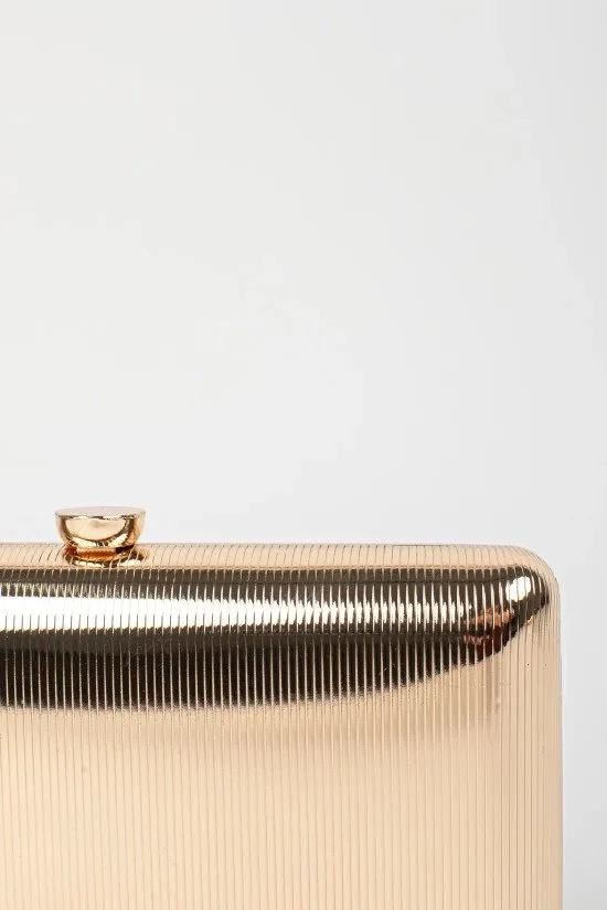 bolso clutch morcu - oro