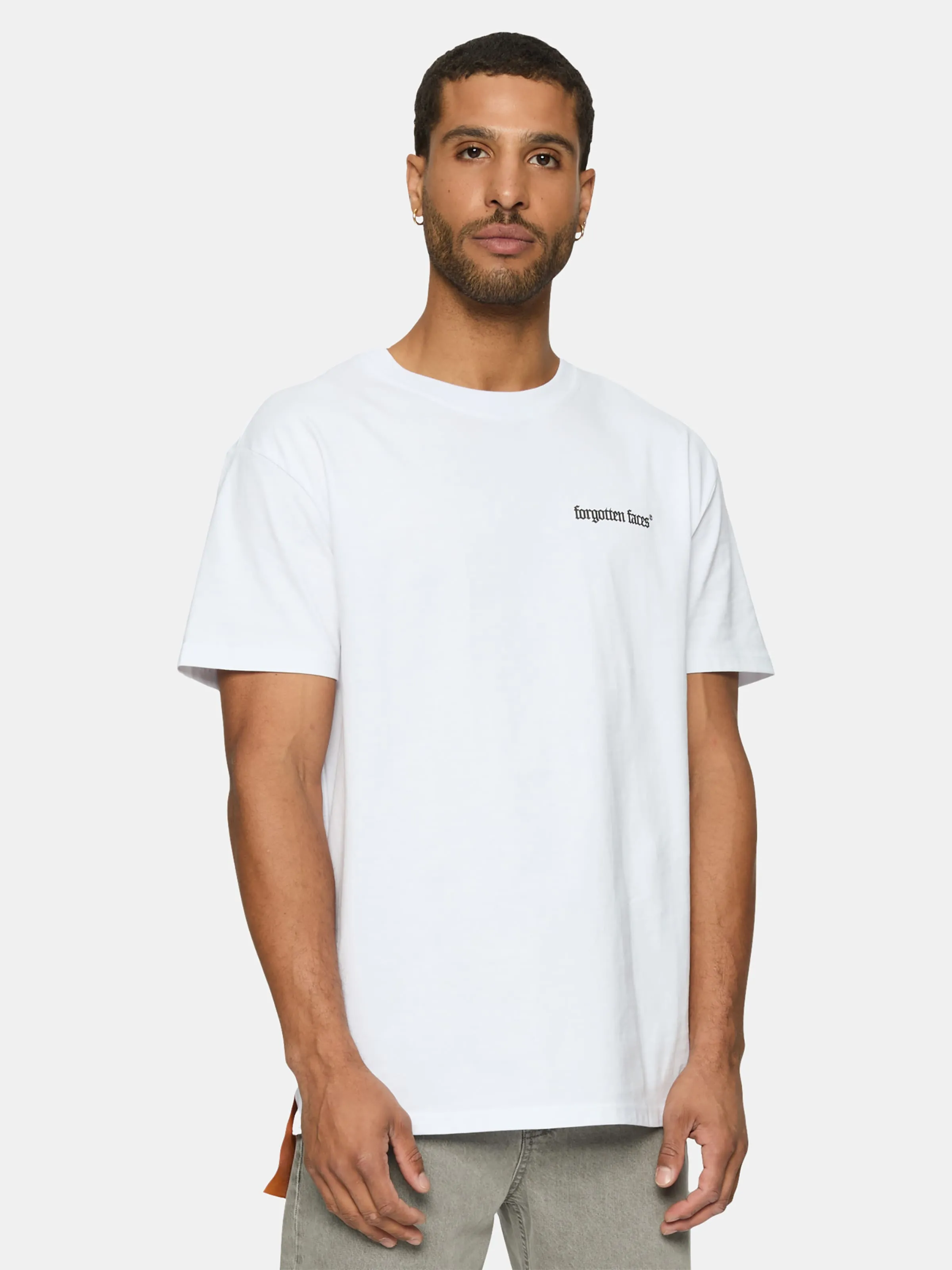 Forgotten Faces Forgotten Faces Flowered Skull Oversize T-Shirts