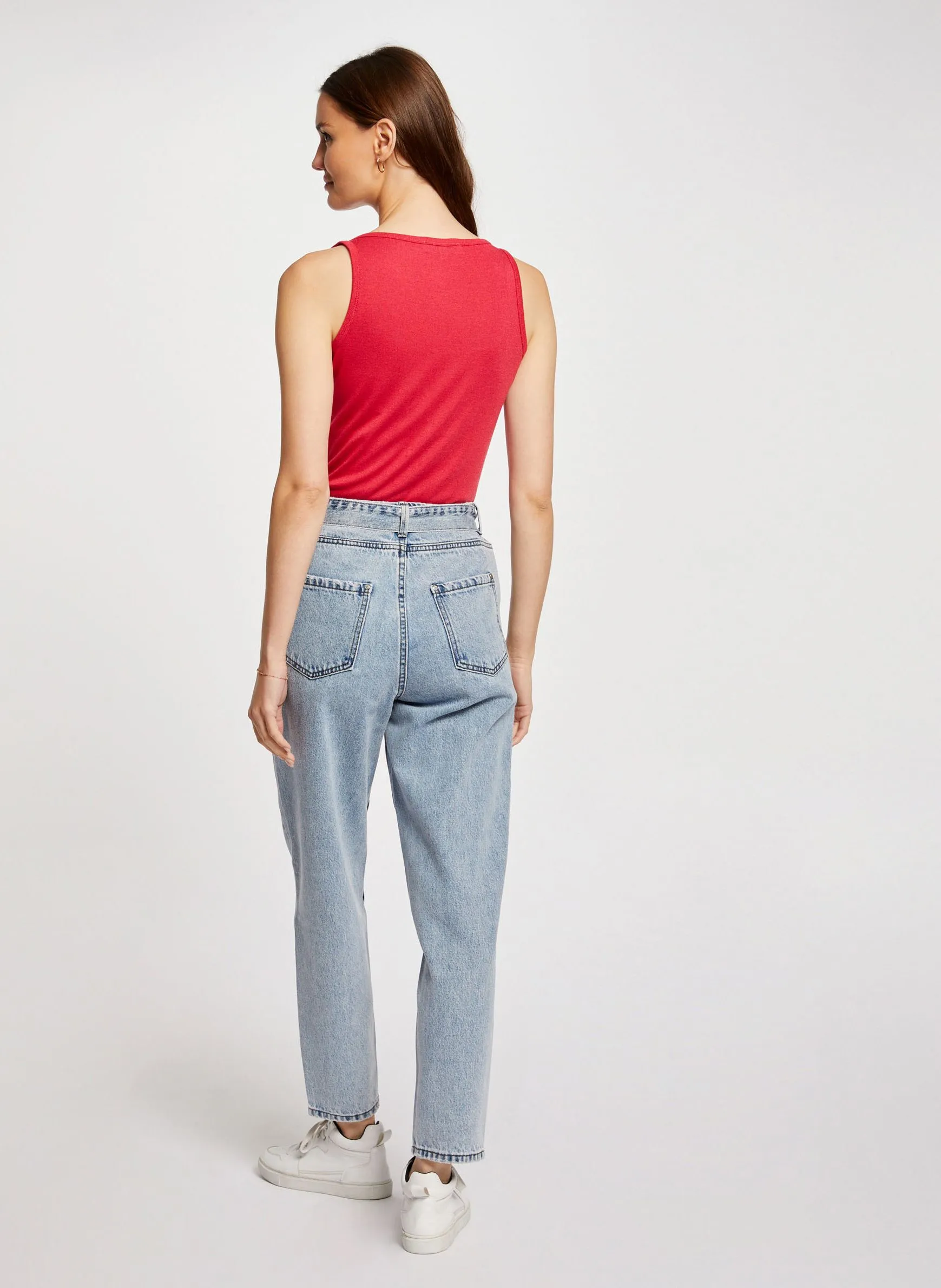 MORGAN DIDO2 - Camiseta con tirantes finos de metalizado en rojo