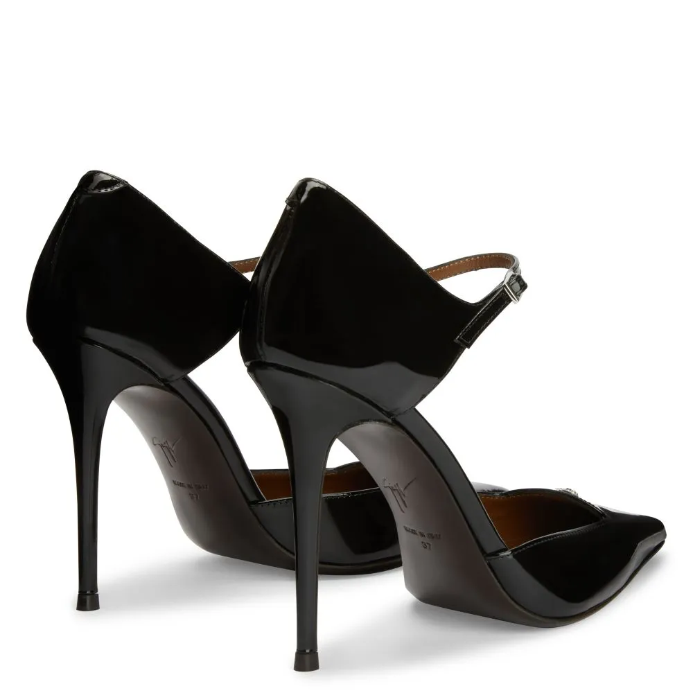 Raquel D'orsay 105