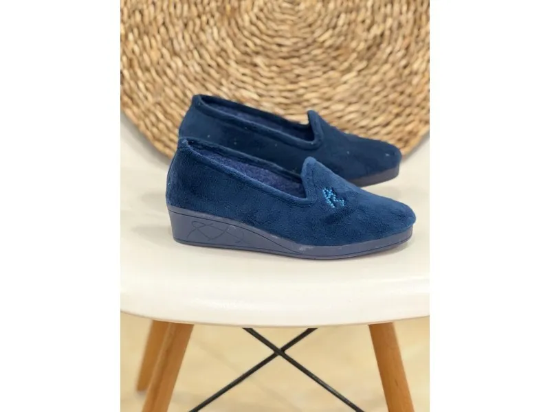 ZAPATILLA CERRADA CON CUÑA 9270-26 ANDINAS EN COLOR AZUL
